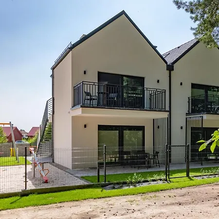 Apartamenty W Sam Las By Klif Ustka- Apartament Dwupoziomy Z Klimatyzacja Ul Poswiatowskiej 42 Exterior photo